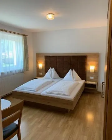 Πανσιόν Haus Doppler